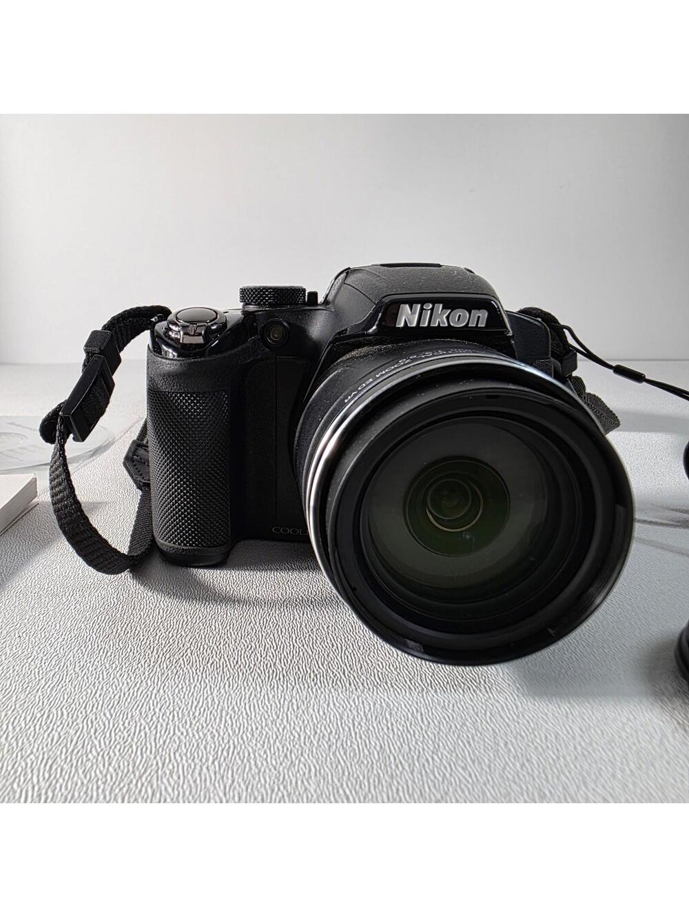 Nikon COOLPIX P510 16.1MP 42X Zoom Digital Camera W/ Charger & SD Card- TESTED